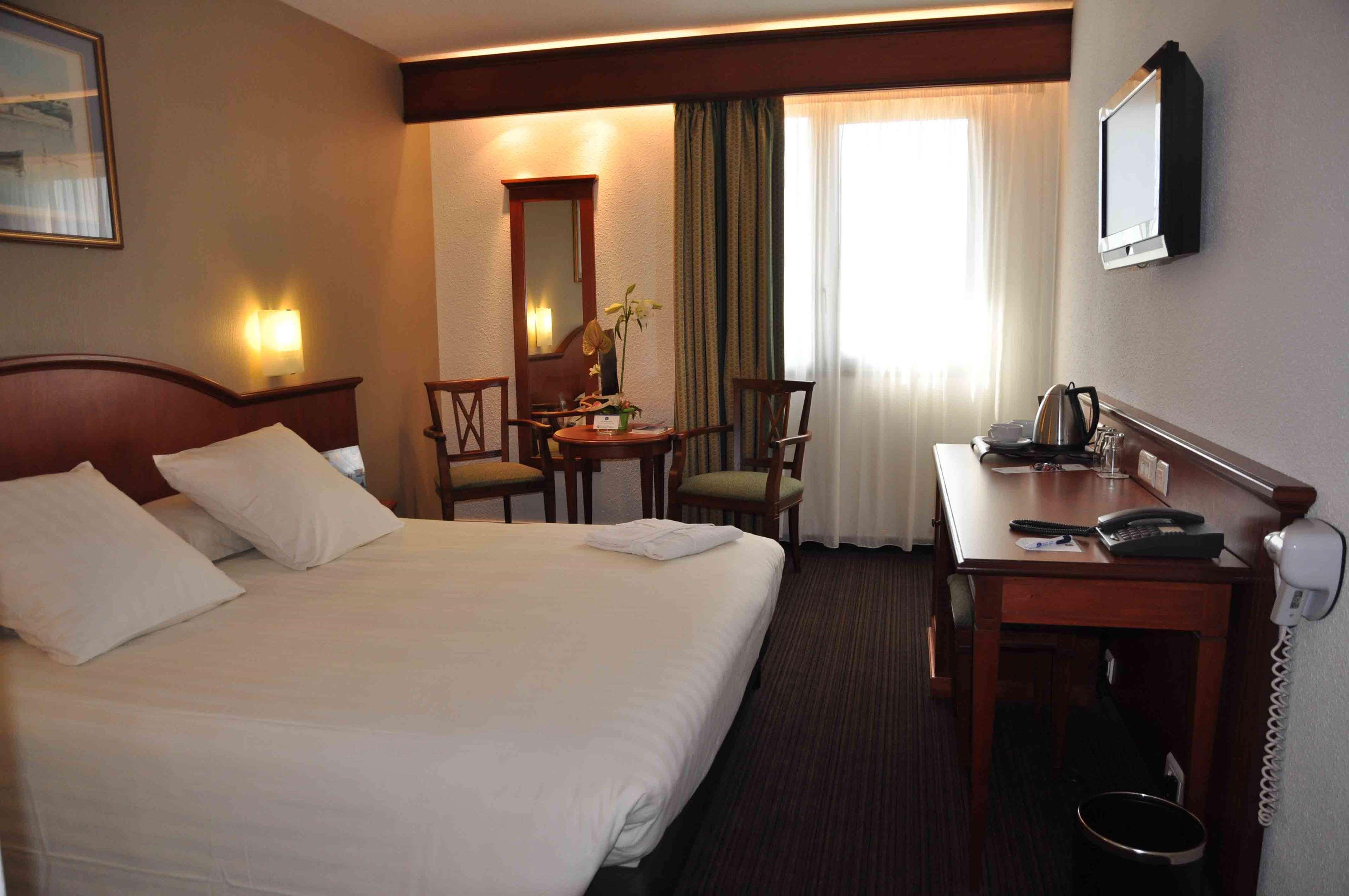Best Western Marseille Aeroport Vitrolles  Exterior photo